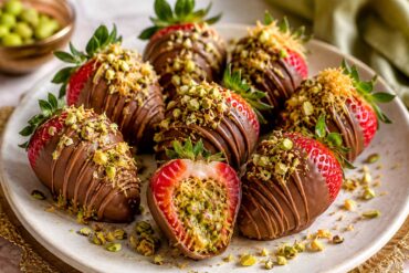 Dubai Chocolate Strawberries Recipe